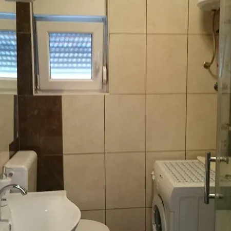 Apartman Marin *